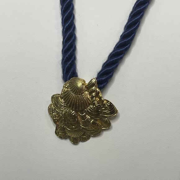 necklace earrings Y2K gold tone shell pendant navy blue cord nautical jewelry - Picture 11 of 14